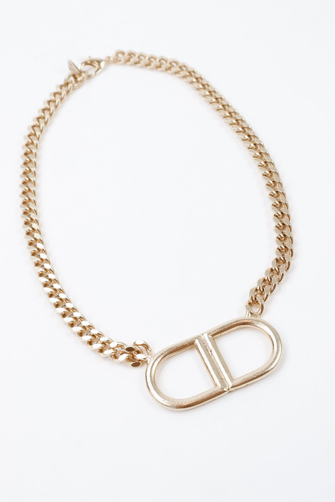 Golden D-Link Chain Necklace