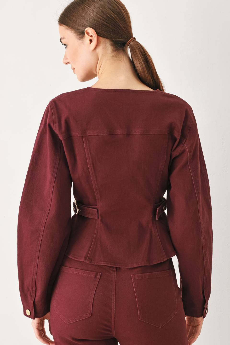 Woven cotton-blend jacket featuring a round neckline, long sleeves, and a classic button-front closure with a clean, tailored silhouette.