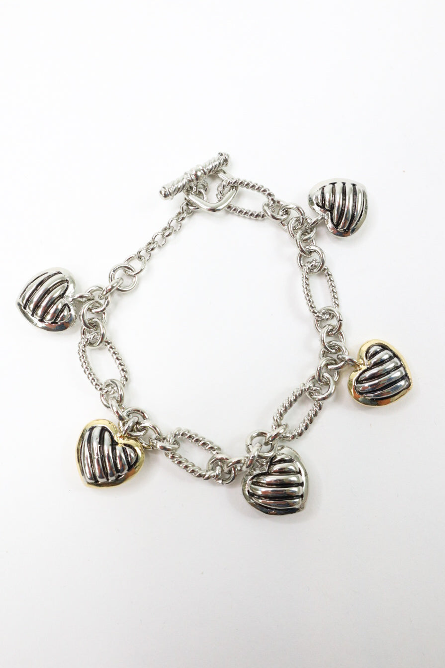 Ribbed Heart Charm Bracelet