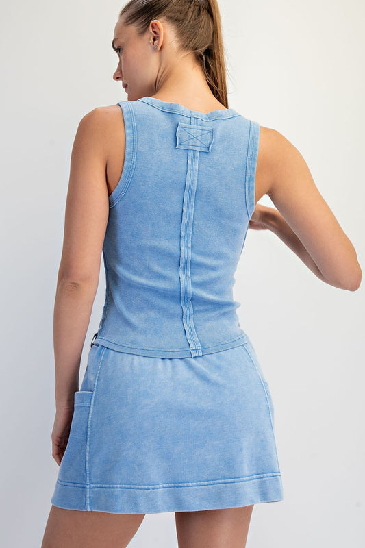 Mineral-washed cotton rib tank with square neckline.