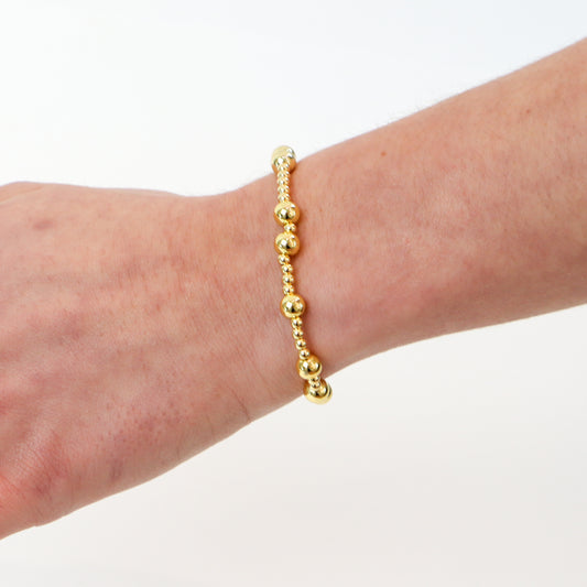Elegant gold beaded bracelet with a minimalist design for everyday wear