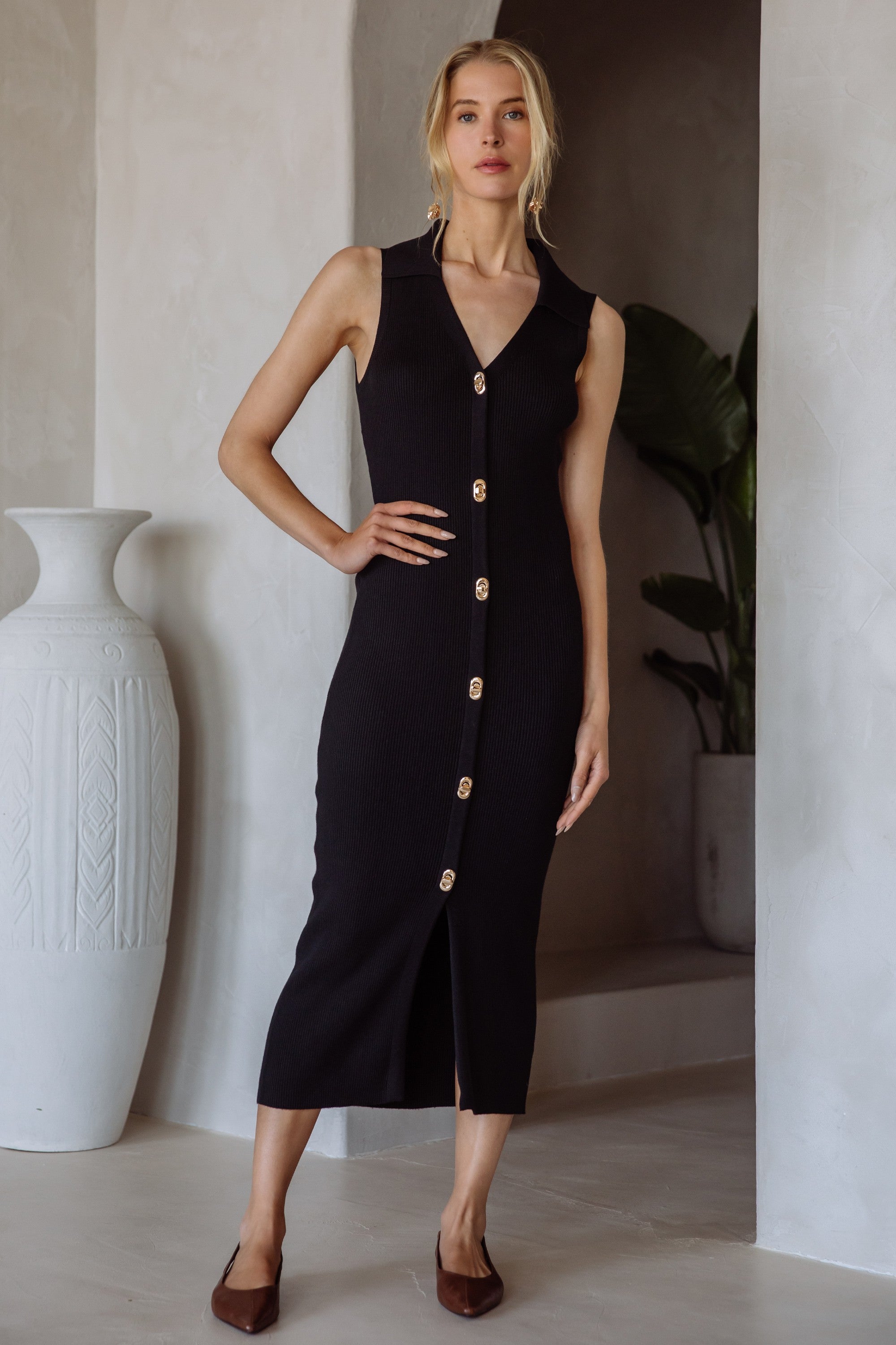 modern twist dress Front Twist Dress in Black Black / XL