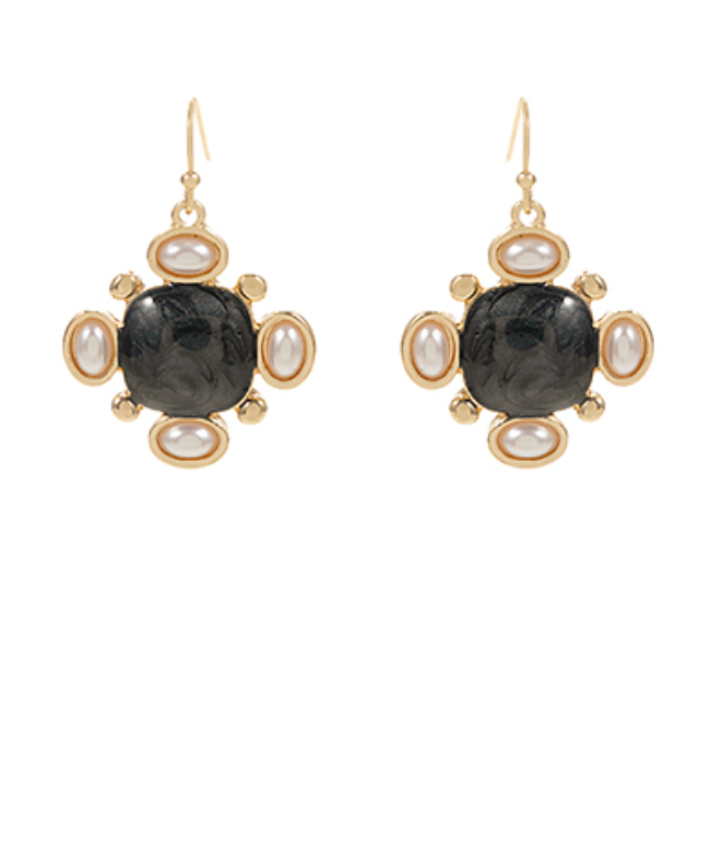 Kallie_Earrings_Quadfoil Black