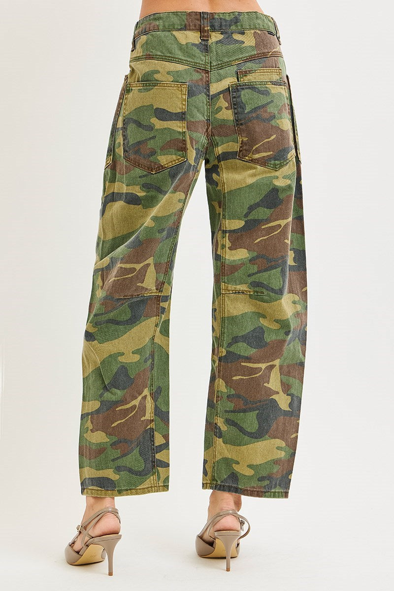 Slouchy Cropped Relaxed Barrel Leg Camo Pants