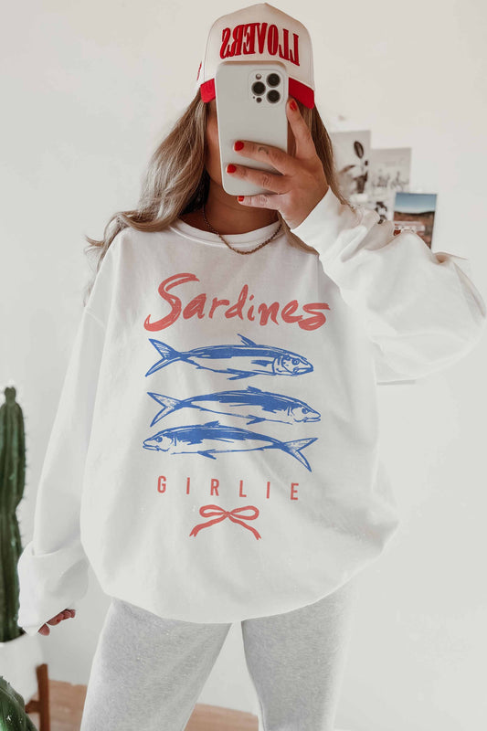 Sardines Girlie Oversized Graphic Sweatshirt