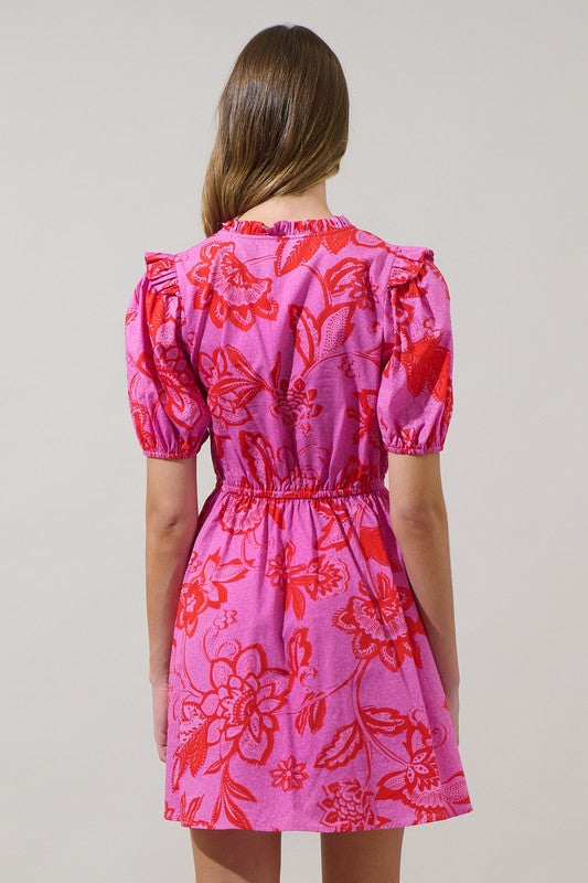 Stay stylish with minimal effort in the Weirly Floral Poplin Short Sleeve Mini Dress.