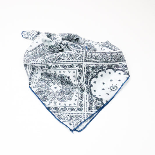 The_Everyday_Cotton_Scarf bandana white paisley