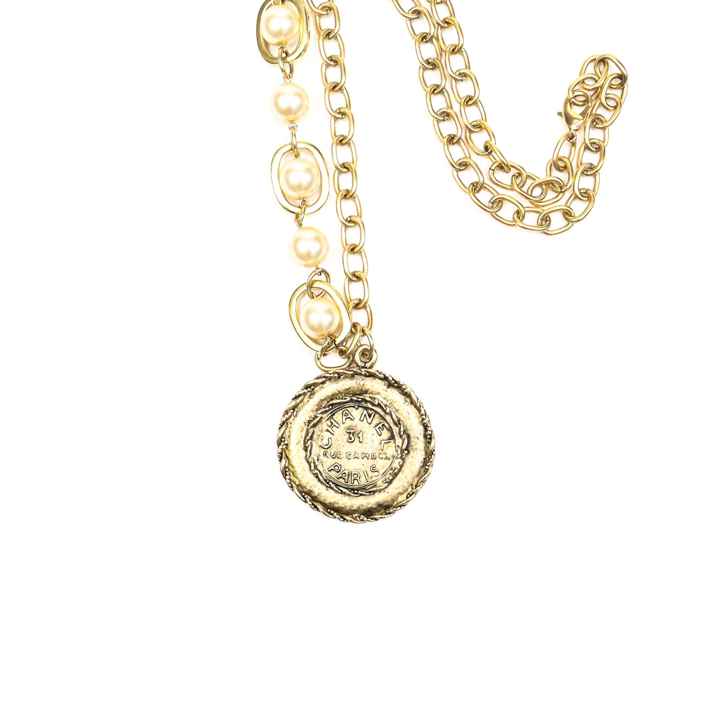 Yochi Rue Paris Pearl Medallion Necklace
