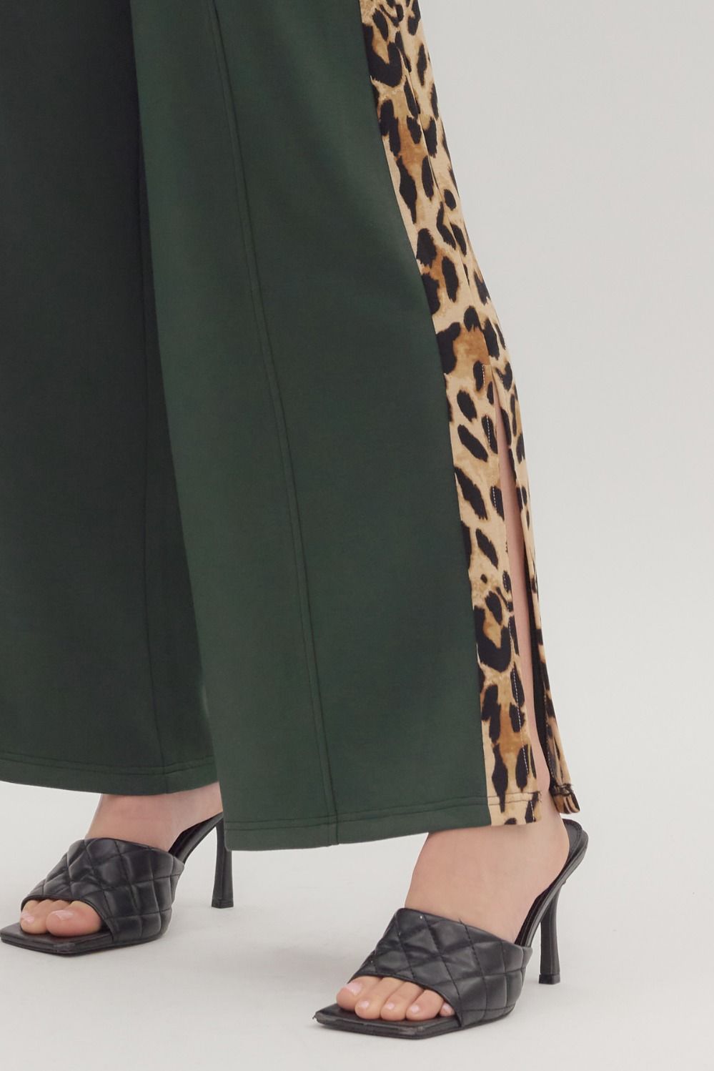 Noa Leopard Trim Lounge Pants