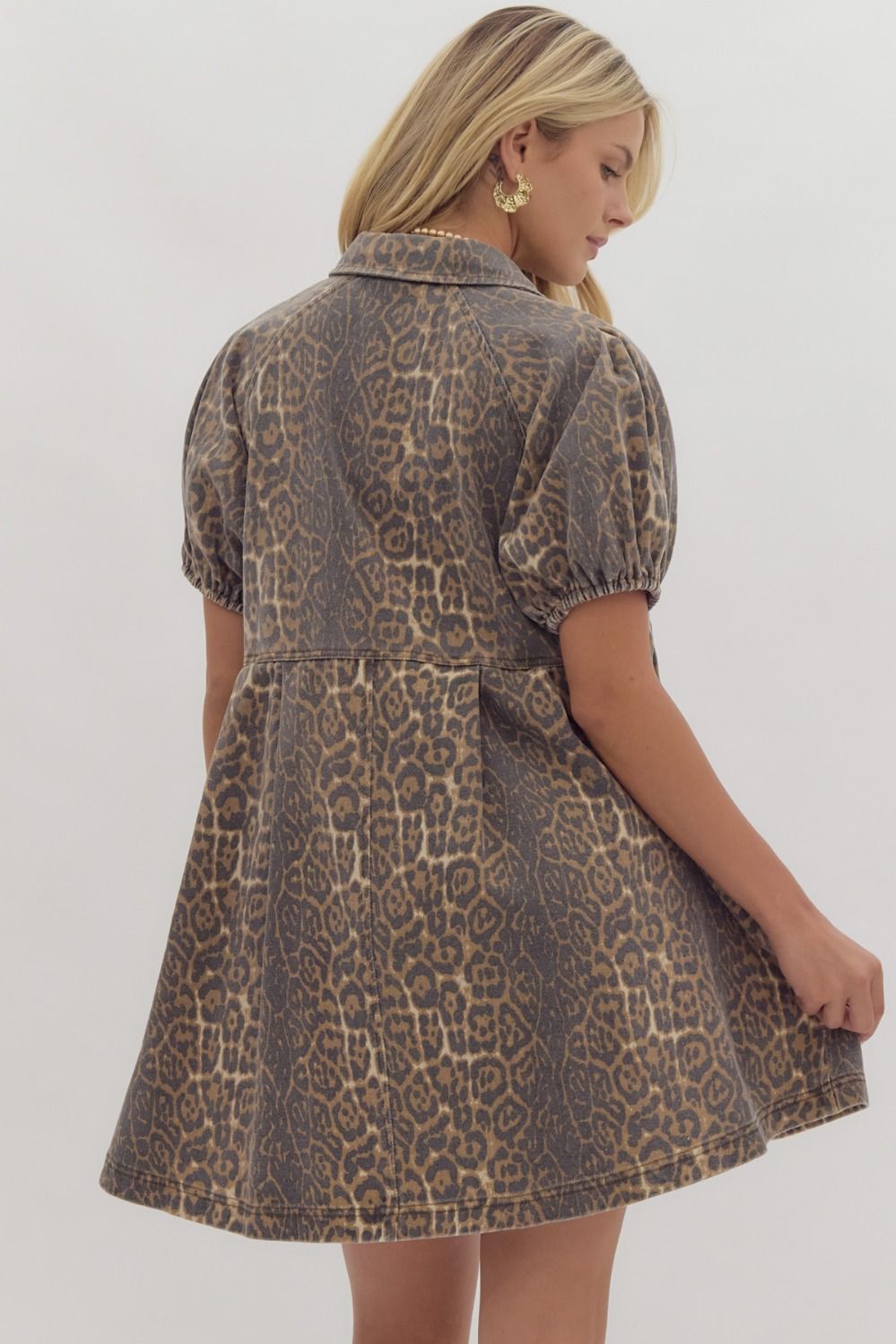 leopard-print denim dress with puff sleeves