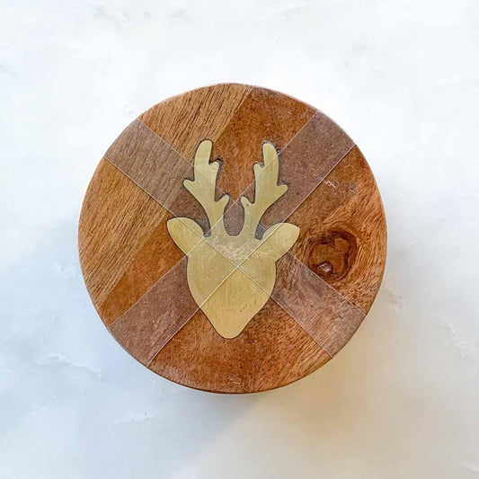 Add a touch of woodland whimsy to your table with these Royal Deer Coasters.&nbsp;
