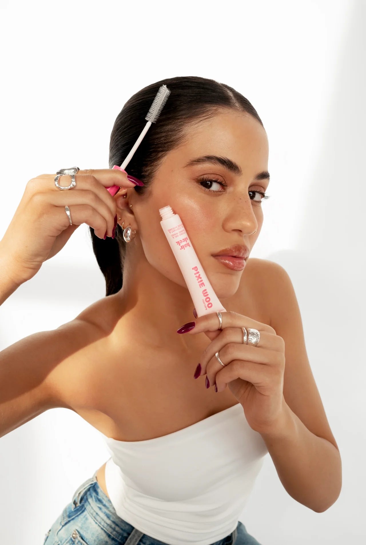 Pixie Woo Hair Sleek - Styling gel and taming wand