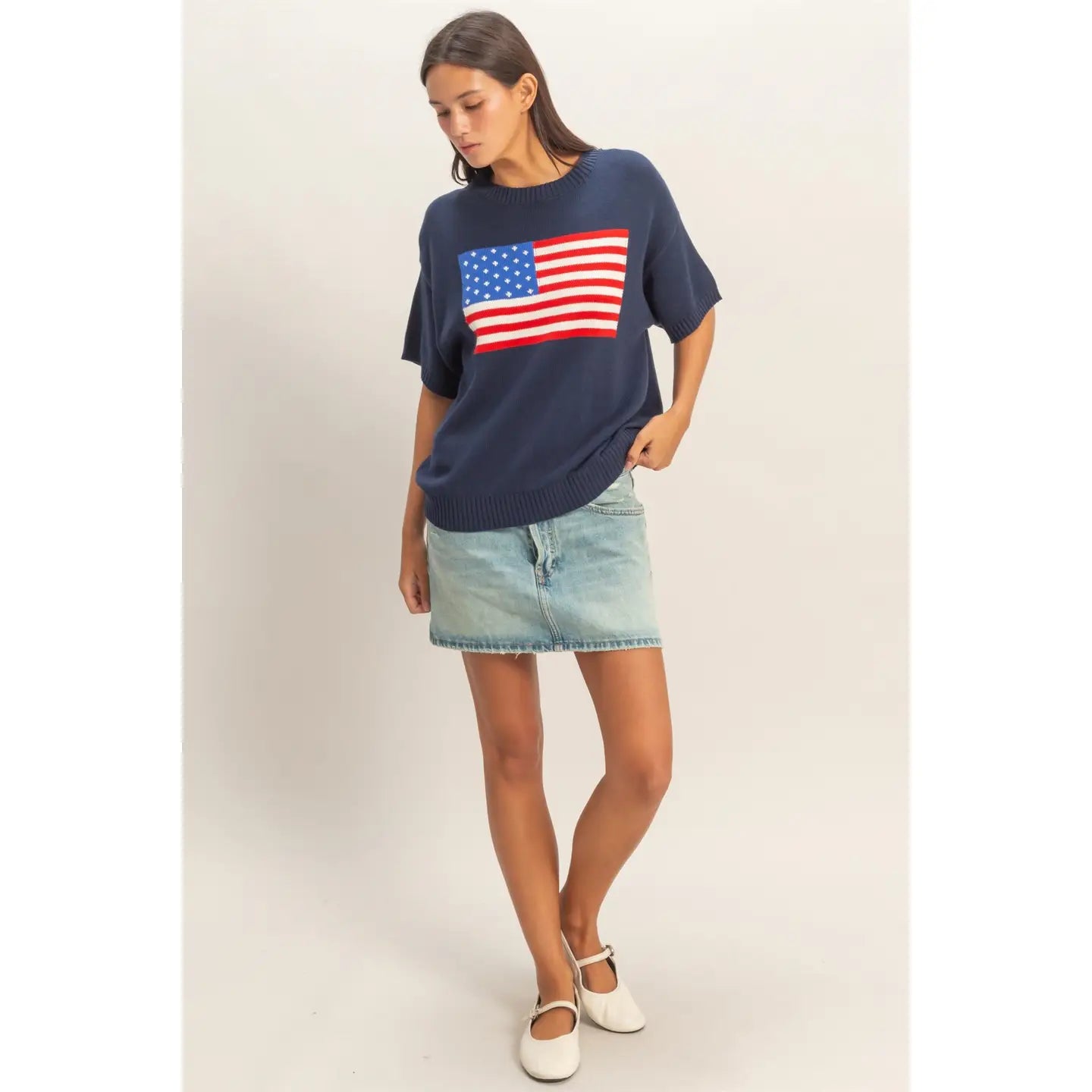 Coastline Graphic Essential Tee