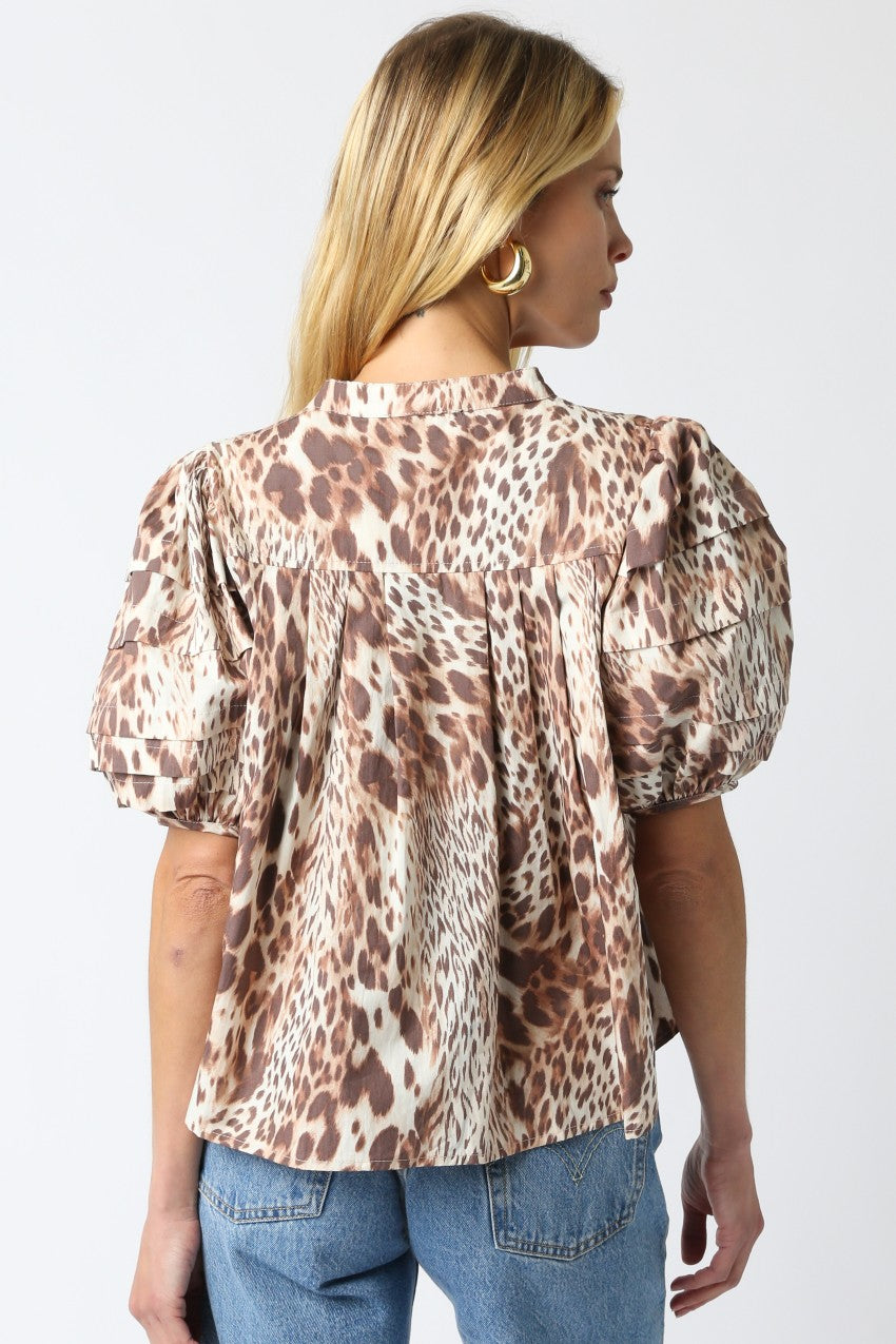 Women’s cotton leopard button-down blouse