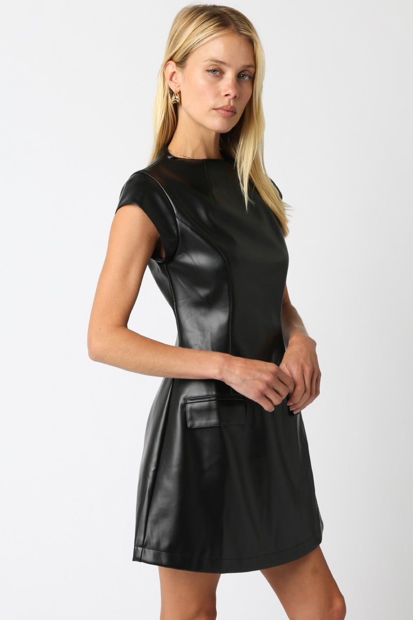 Sleek and modern, the Avah dress combines edgy sophistication with everyday wearability.