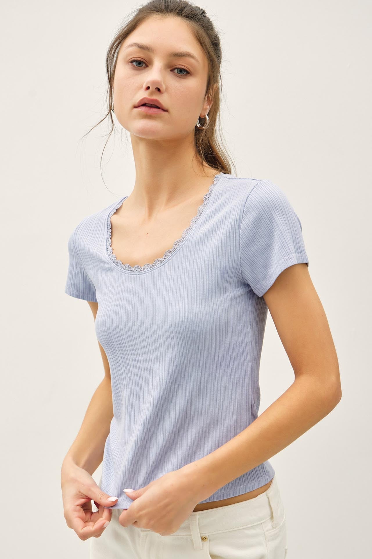  slim-fit ribbed scoop neck tee with delicate lace trim 