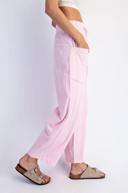 Women’s cotton slub barrel pants with cropped length and patched pockets