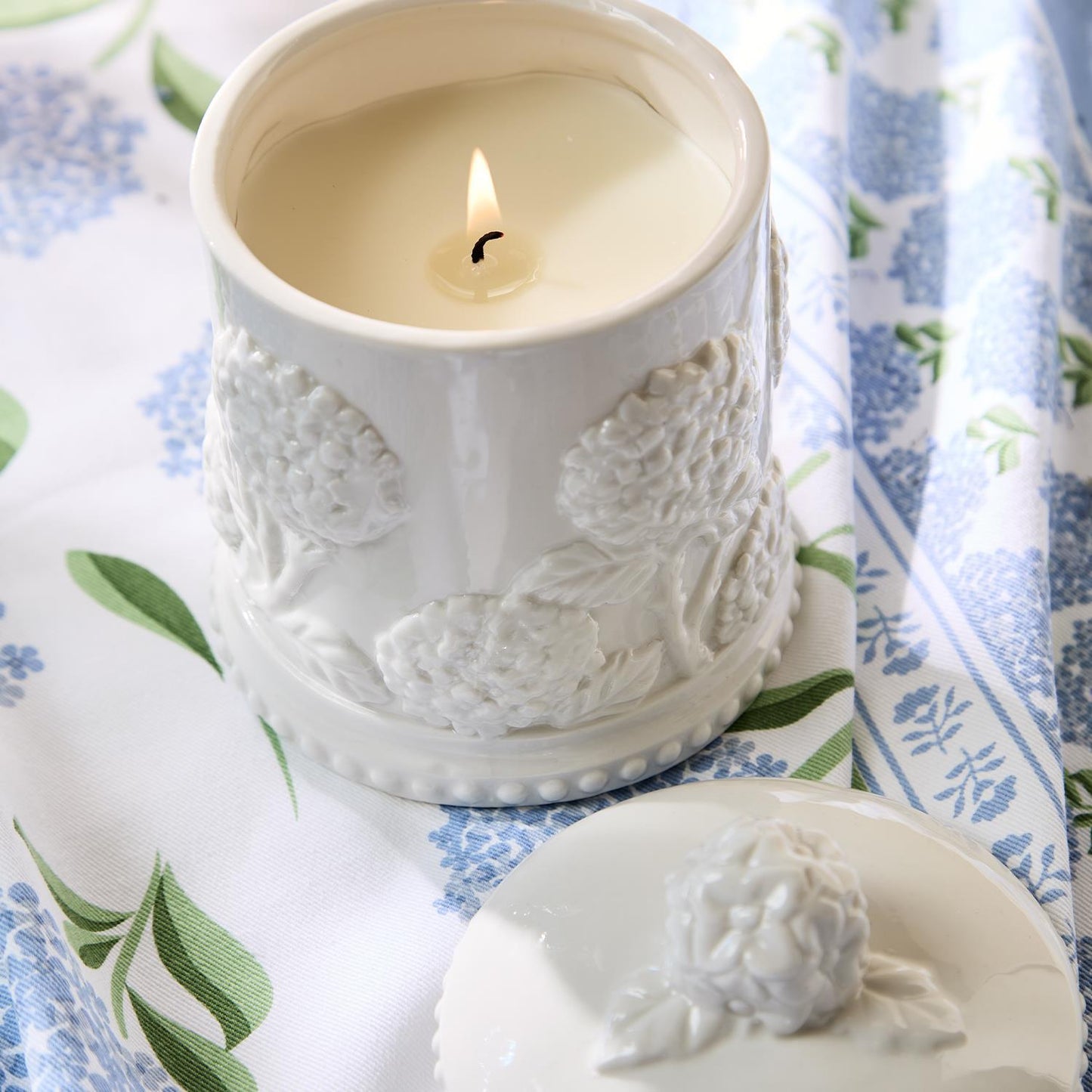 Hydrangea Filled Candle in box
