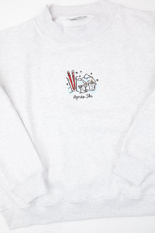 Après Ski Embroidered Mock Neck Sweatshirt