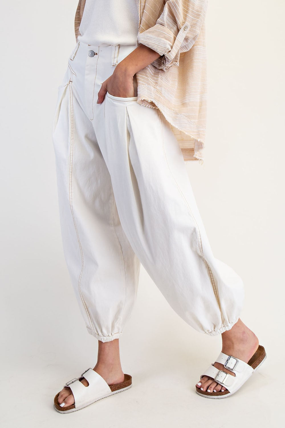 Women's slouchy mid-rise wide-leg pull-on pants with smocked pleated waistband