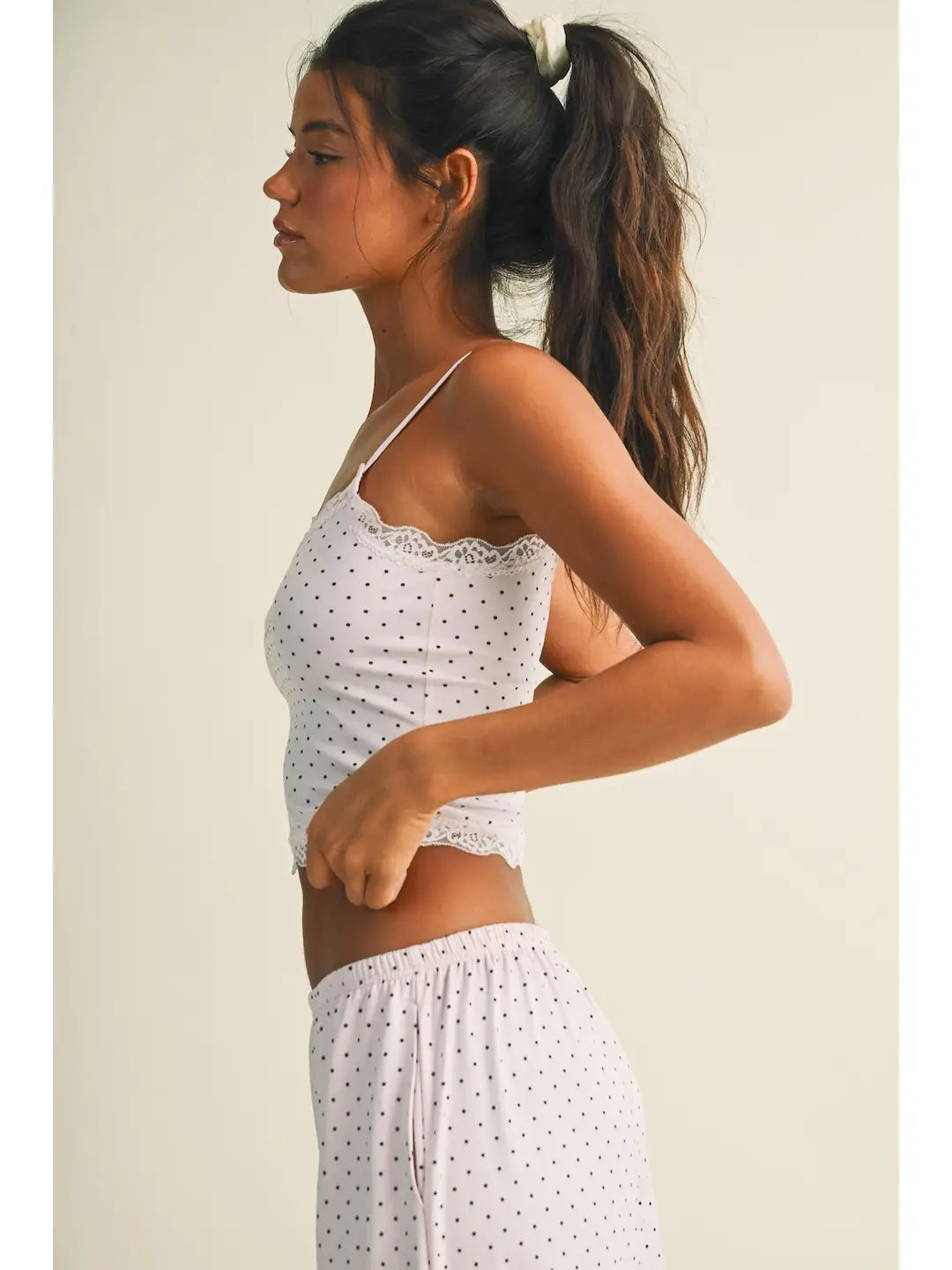 Vivienne Scalloped Lace Trim Knit Cami