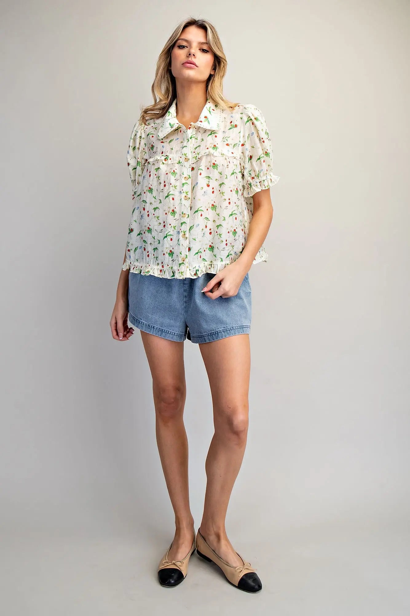 Strawberry printed ruffled sleeve blouse