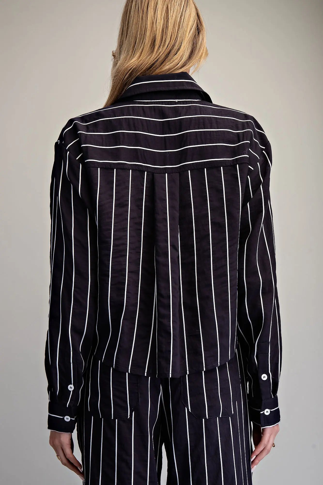 Women’s relaxed fit long sleeve striped blouse