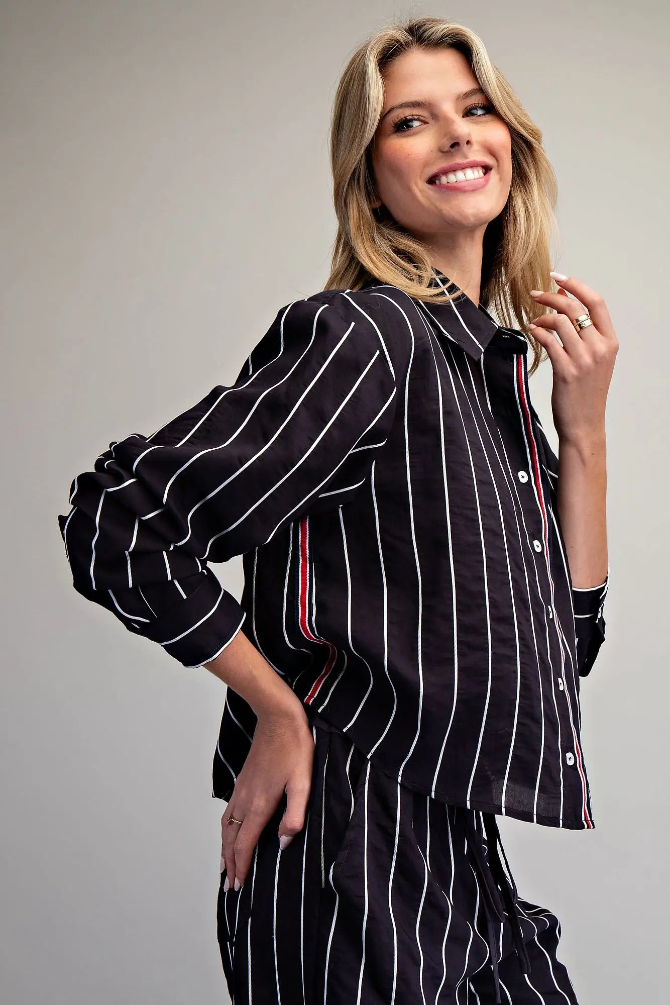 Women’s relaxed fit long sleeve striped blouse