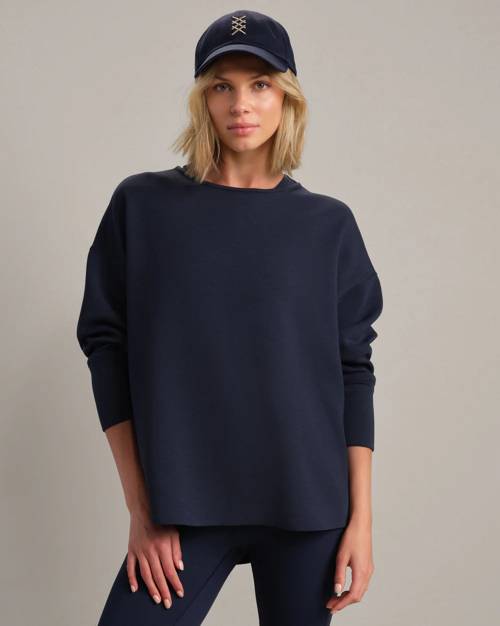 Rhone Dreamglow Pullover in Navy Blue
