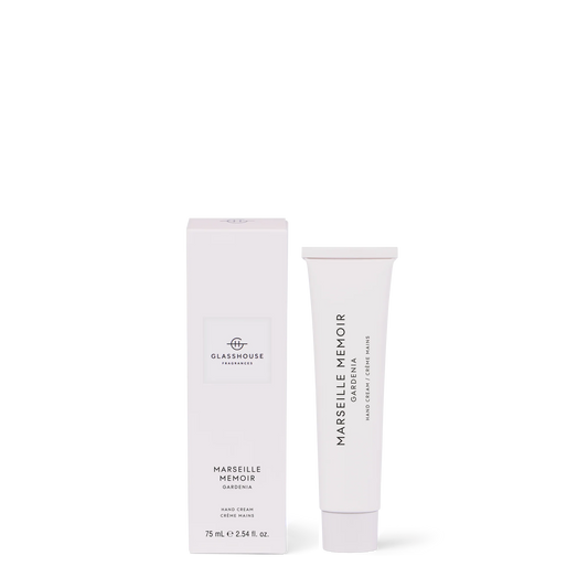 Enriched with White Turmeric and Tamanu Oil to protect, nourish and deeply hydrate, this hand cream leaves skin silky but never greasy