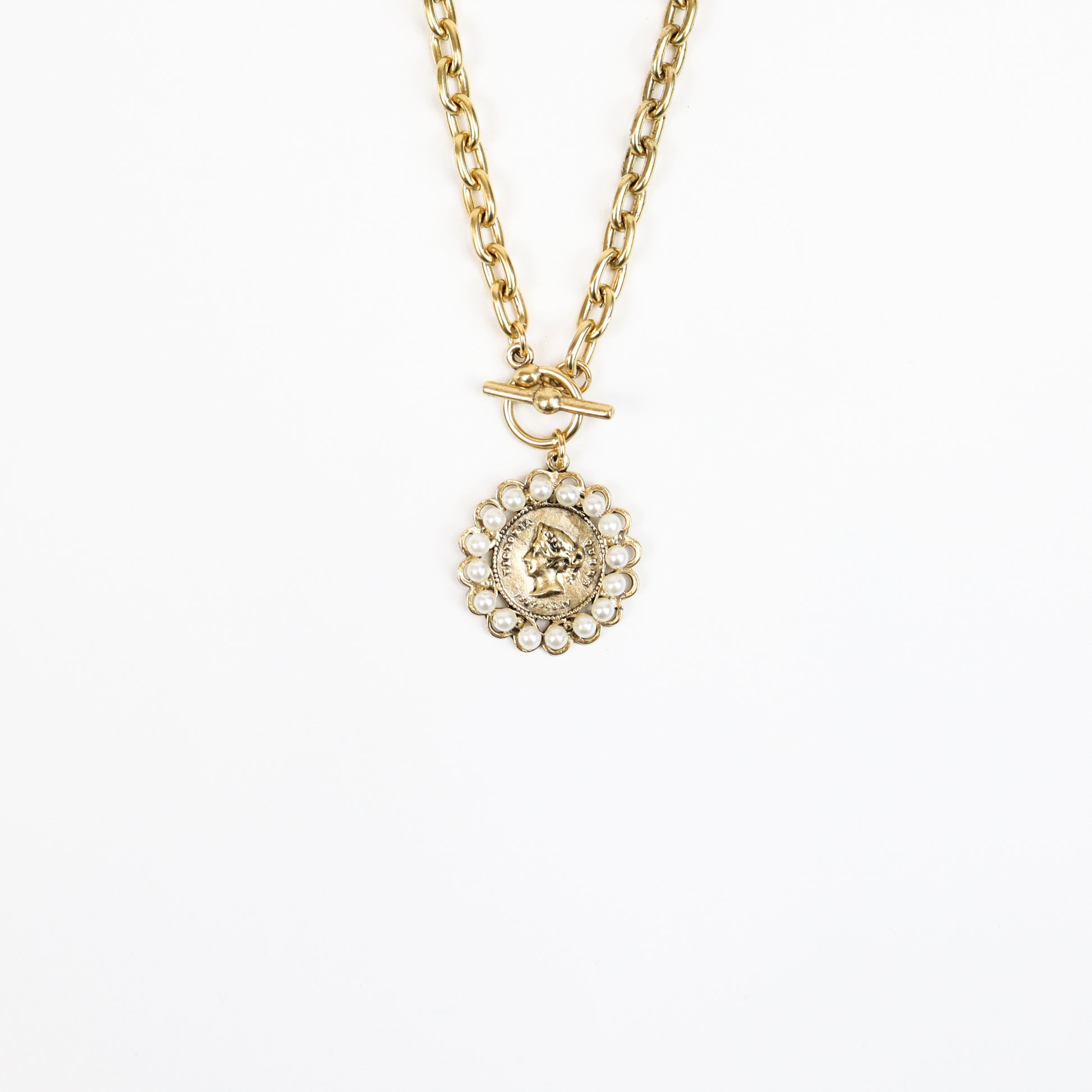 GoldRomanCoinPearlPendantNecklace