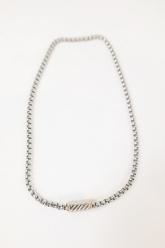 Drift Bar Necklace