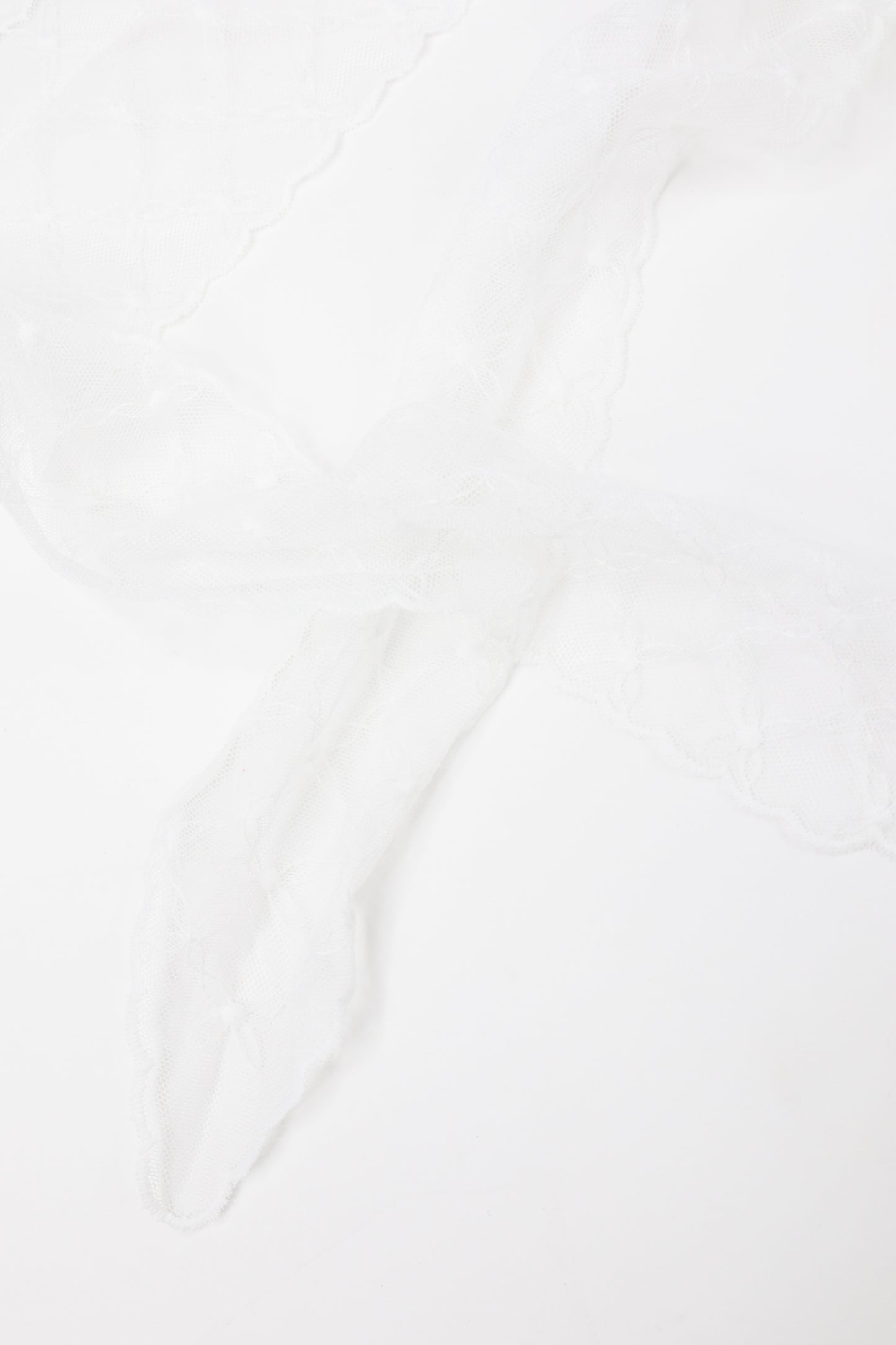 Luxe Lace Ribbon Scarf