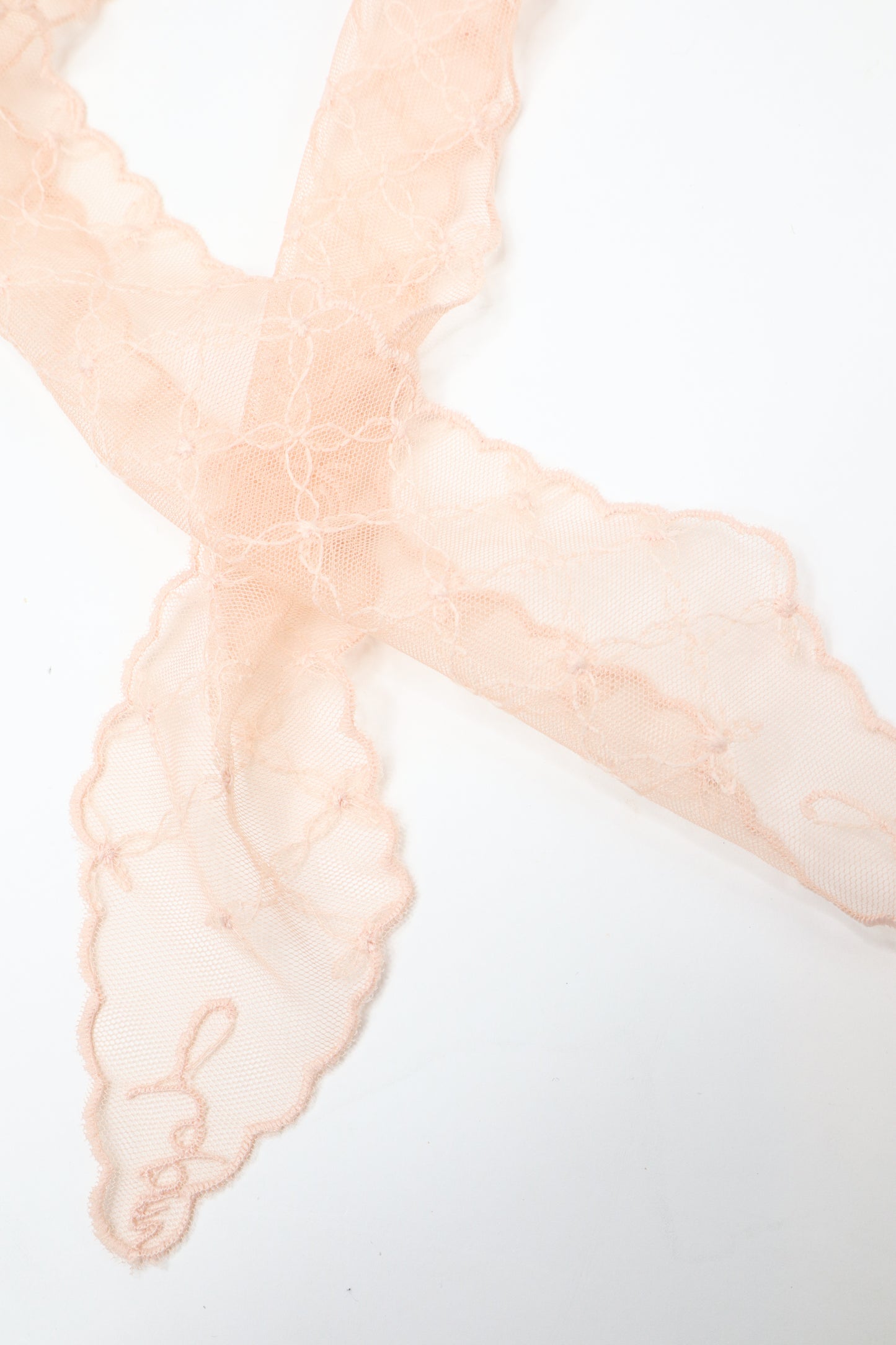 Luxe Lace Ribbon Scarf