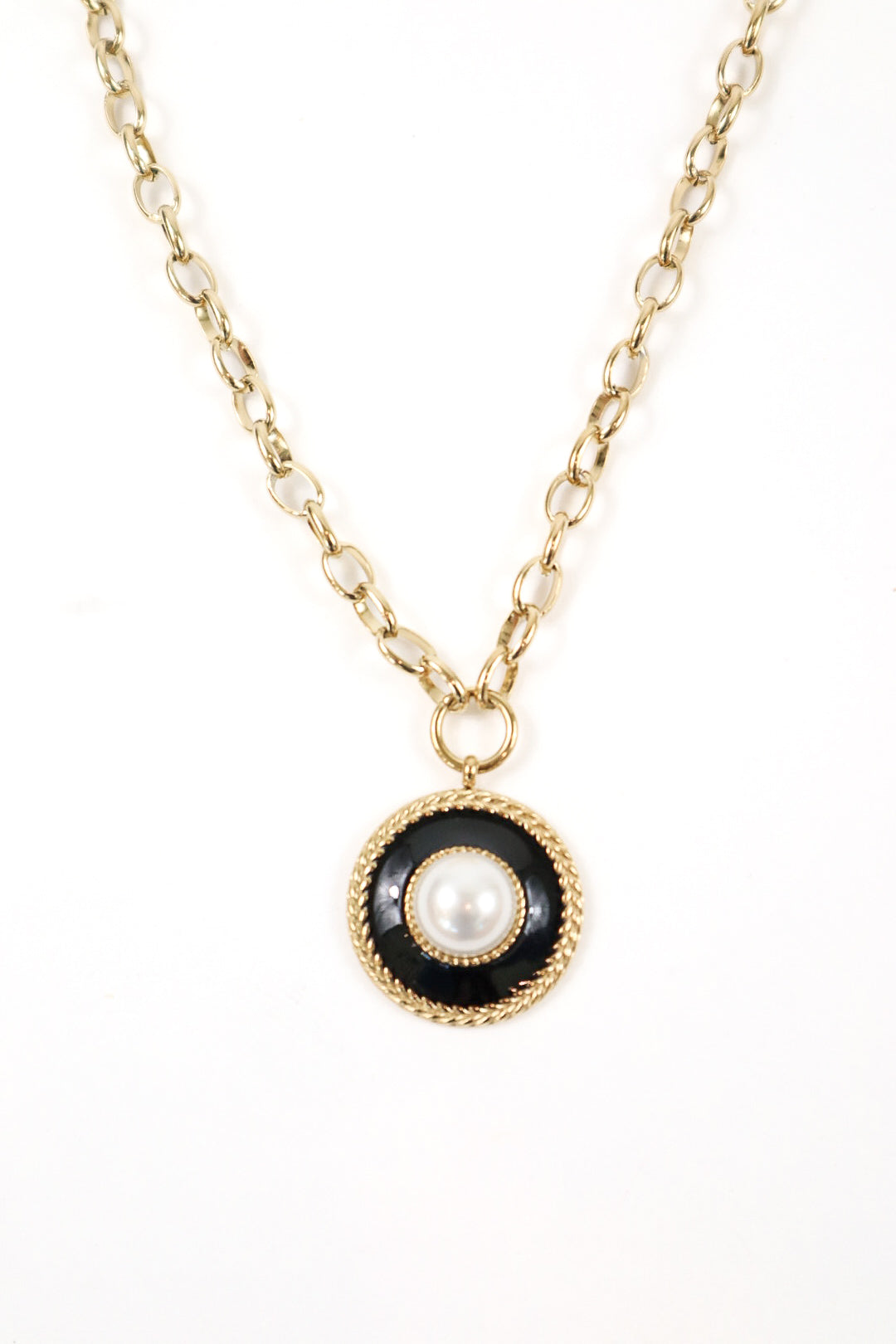 Noir Pearl Medallion Necklace