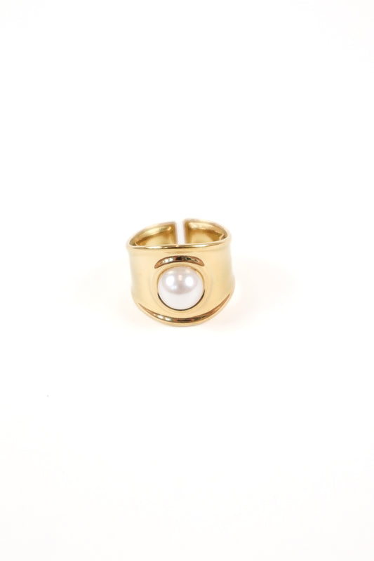 Luna Pearl Statement Ring