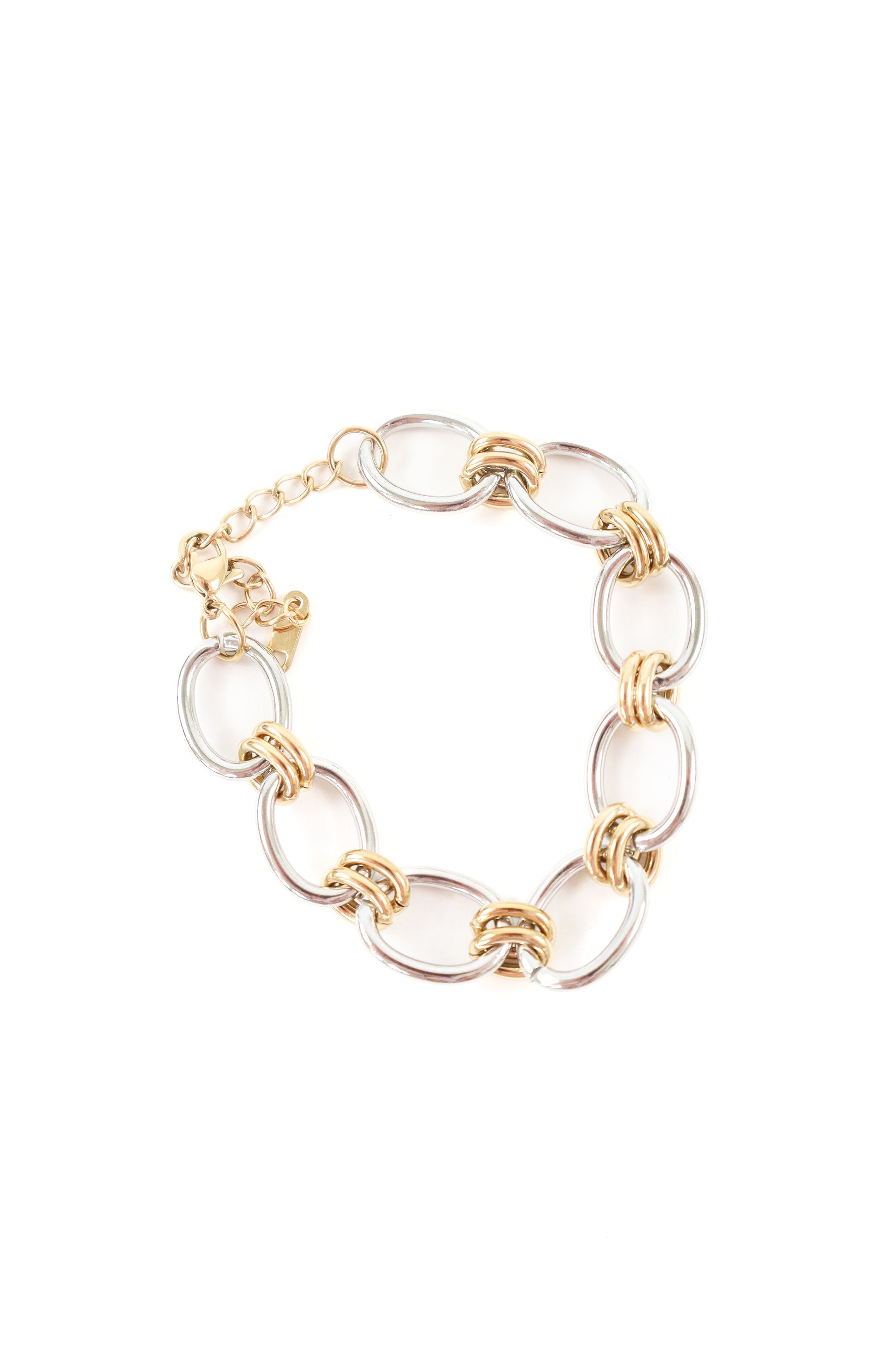 Mixed metal interlocking link bracelet with lobster clasp