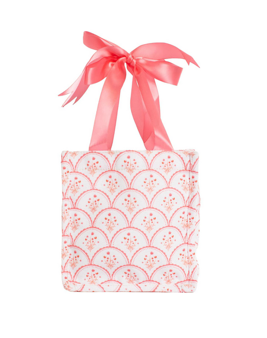 Love is in the Air Gift Tote