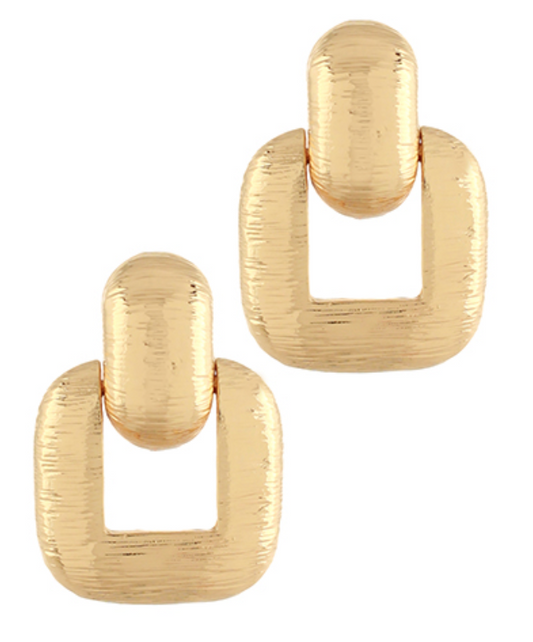 Sculpted Link Drop Earrings in Gold featuring a textured, interlocking link design.