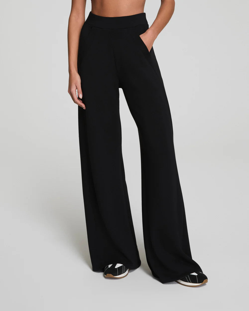 Spanx AirEssentials Wide Leg Track Pant