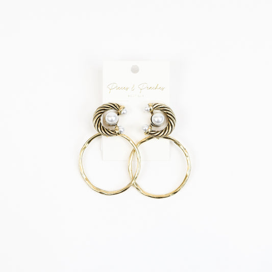 Twisted_Pearl_Hoop_Statement_Earrings