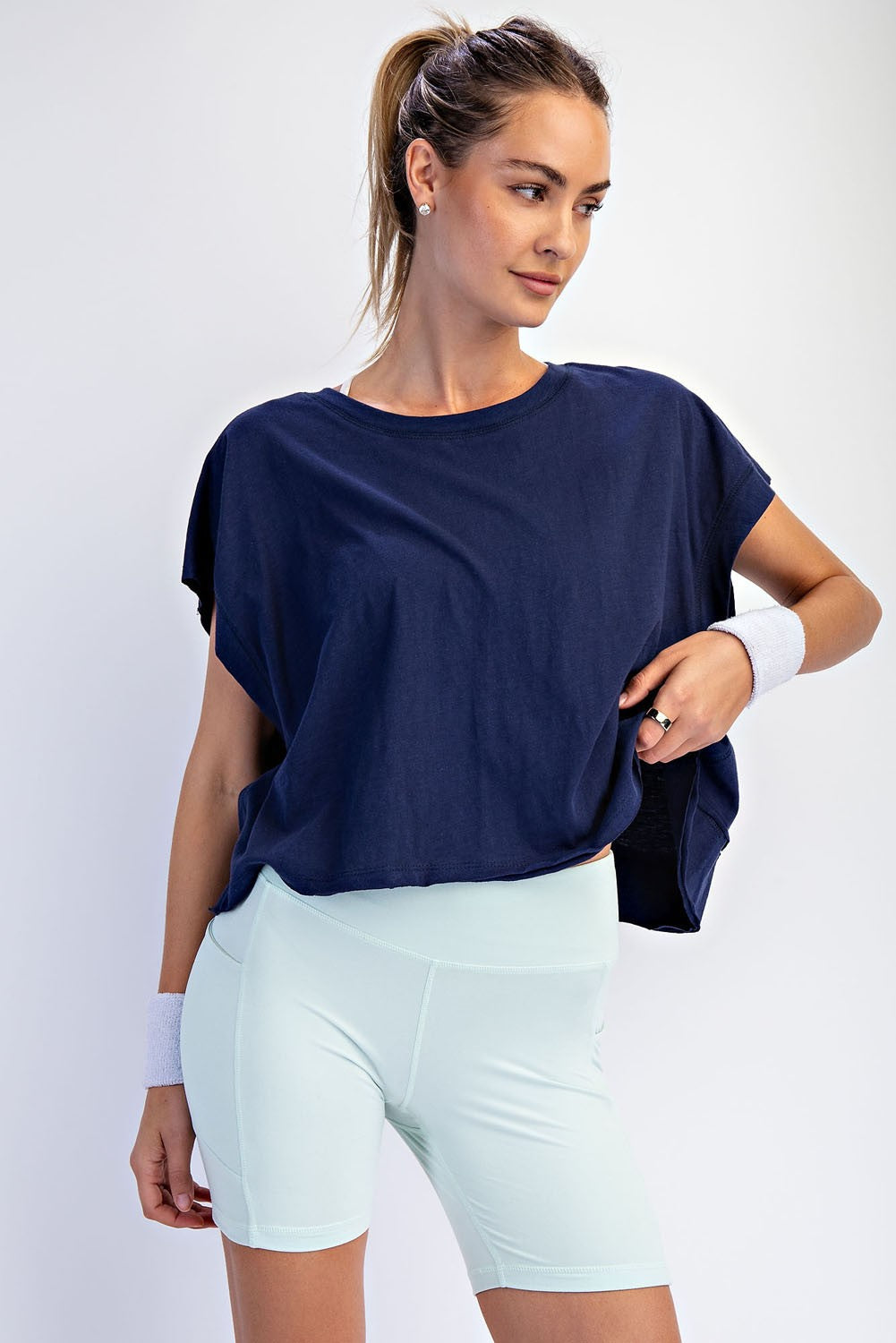 Oversized cotton slub cropped short sleeve top with open back detail