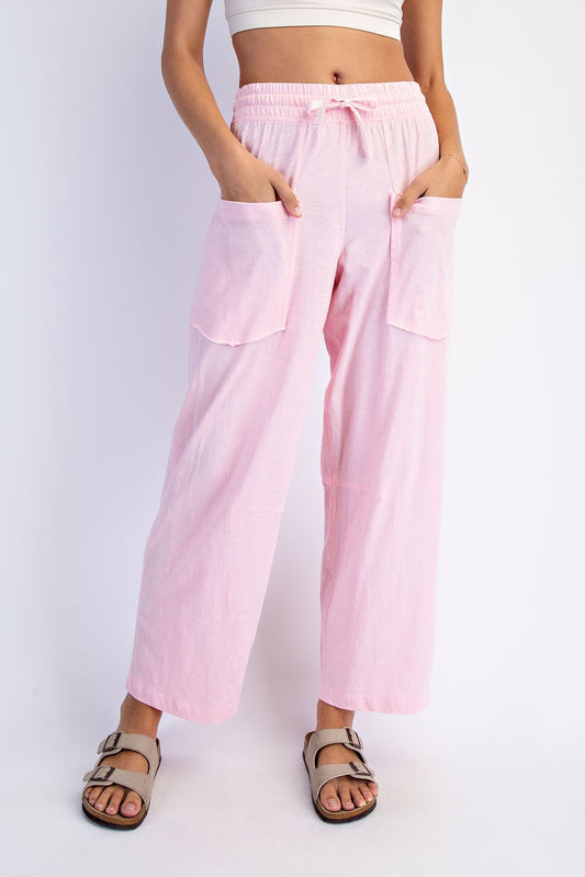 Women’s cotton slub barrel pants with cropped length and patched pockets