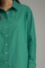 Classic meets contemporary in this lightweight striped button-front blouse, featuring crisp tailoring and an effortlessly polished silhouette.