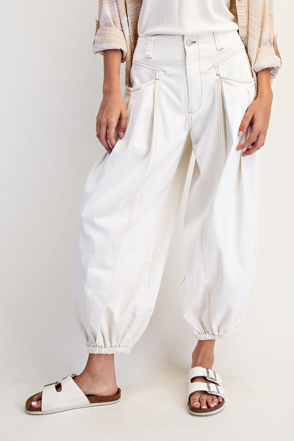 Women's slouchy mid-rise wide-leg pull-on pants with smocked pleated waistband