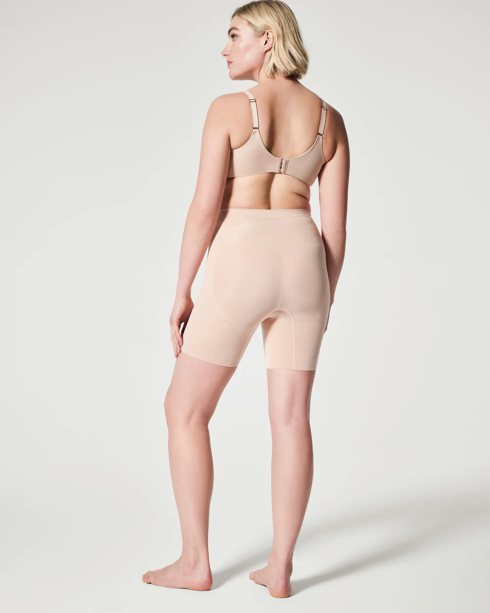 SPANXsculpt OnCore Mid-Thigh Short