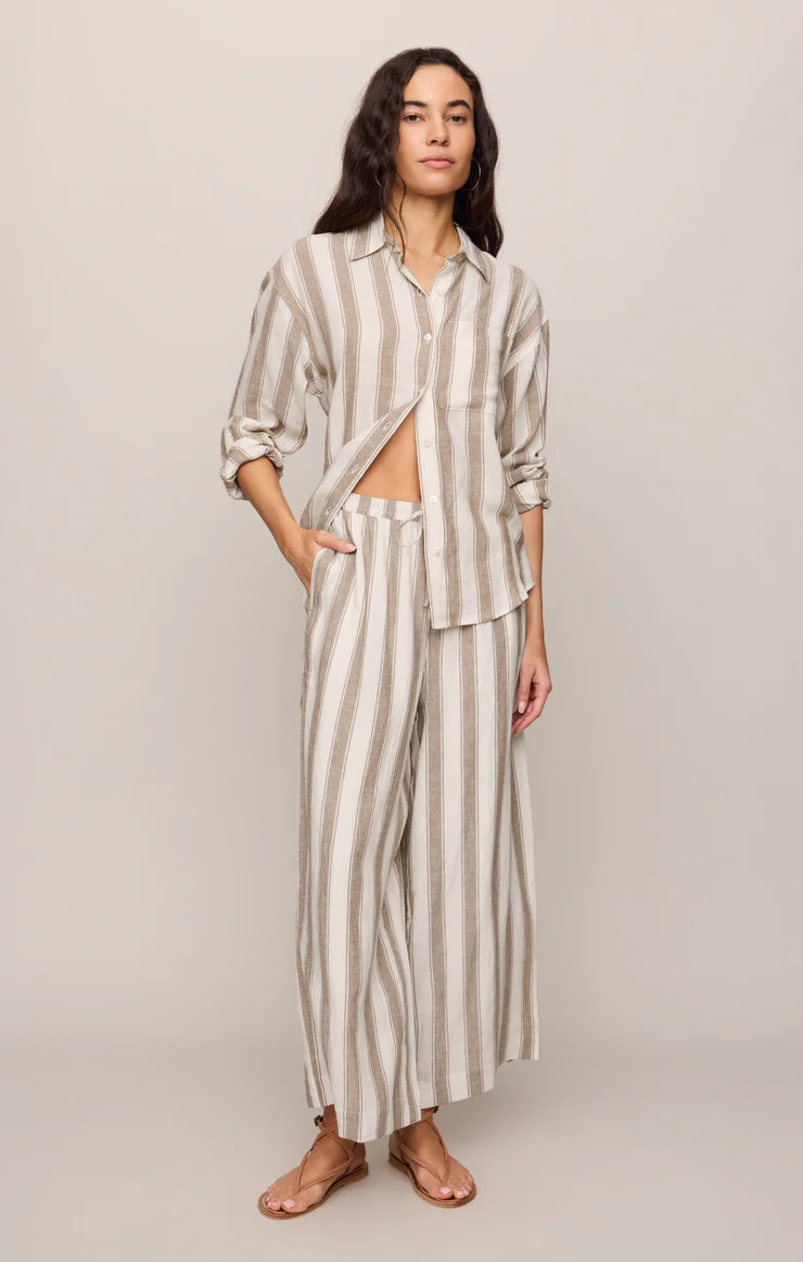 striped linen-blend button-up designed with a lightweight feel and relaxed silhouette