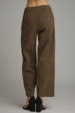 Bold leopard print meets an effortlessly polished silhouette in these lightweight wide-leg pants featuring practical pockets and a classic zip-fly button closure.